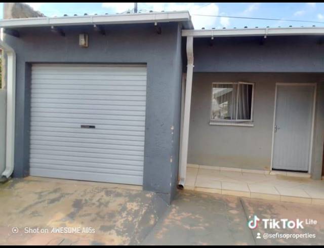 2 BEDROOM HOUSE FOR SALE IN SOSHANGUVE XX
